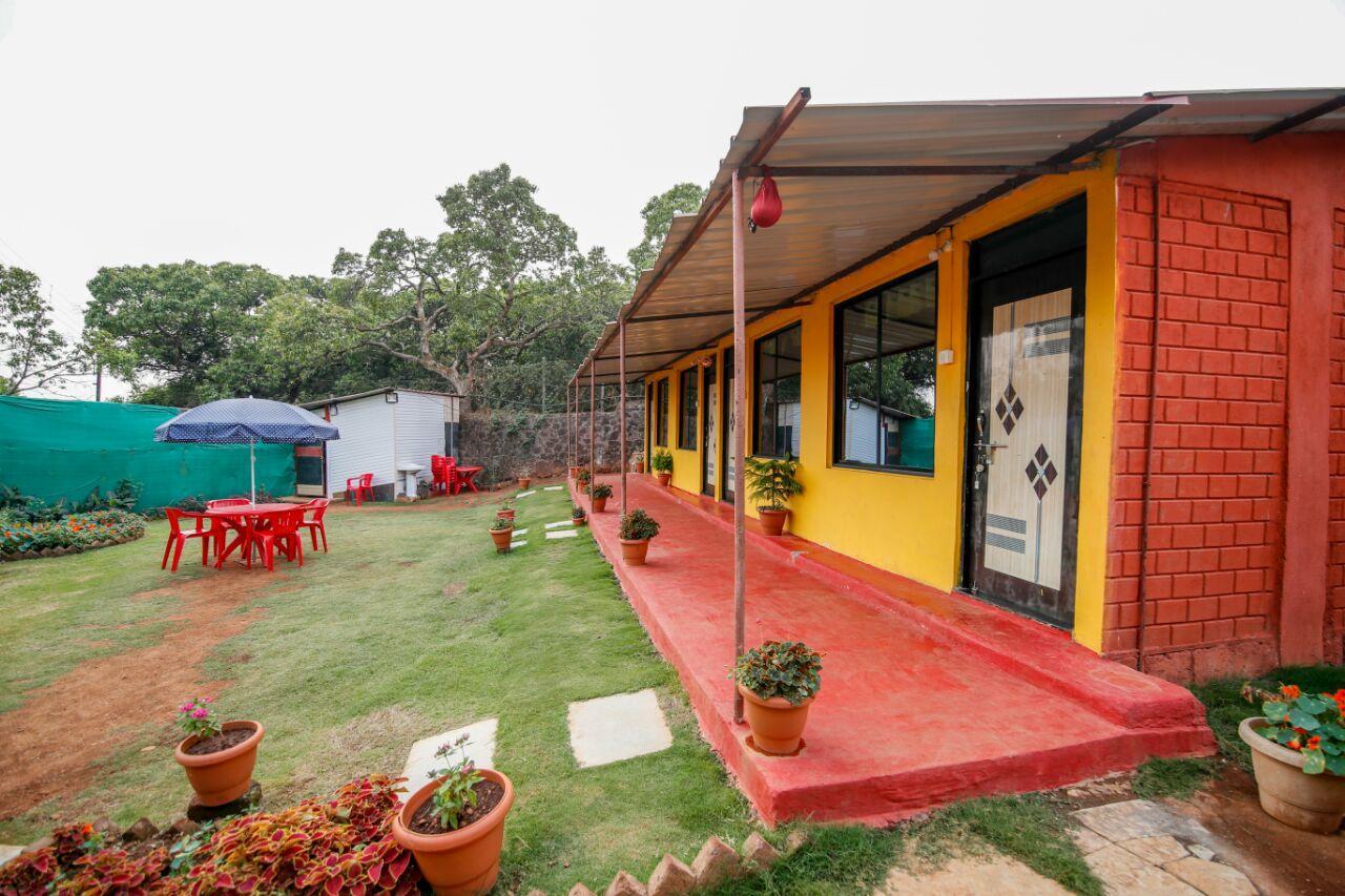 ماهاباليشوار Tai Niwas Cottage المظهر الخارجي الصورة