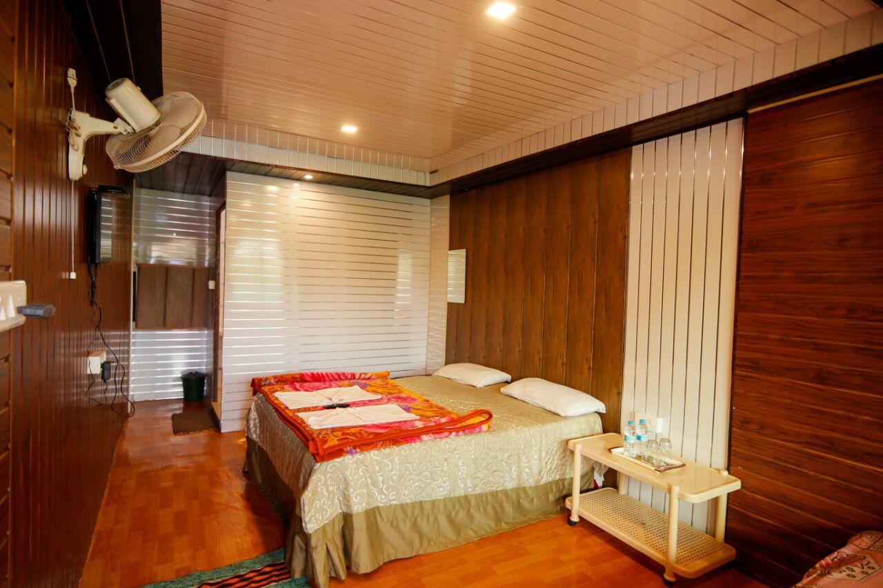 ماهاباليشوار Tai Niwas Cottage المظهر الخارجي الصورة
